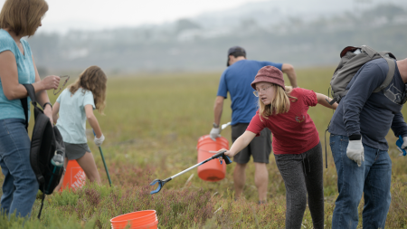 Coastal Cleanup Day at the Bay